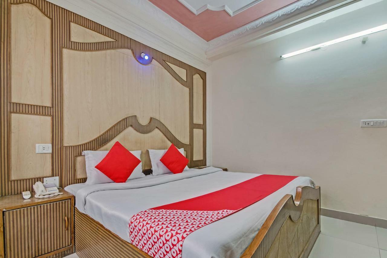 Oyo 24888 Hotel Sham Palace Катра Экстерьер фото